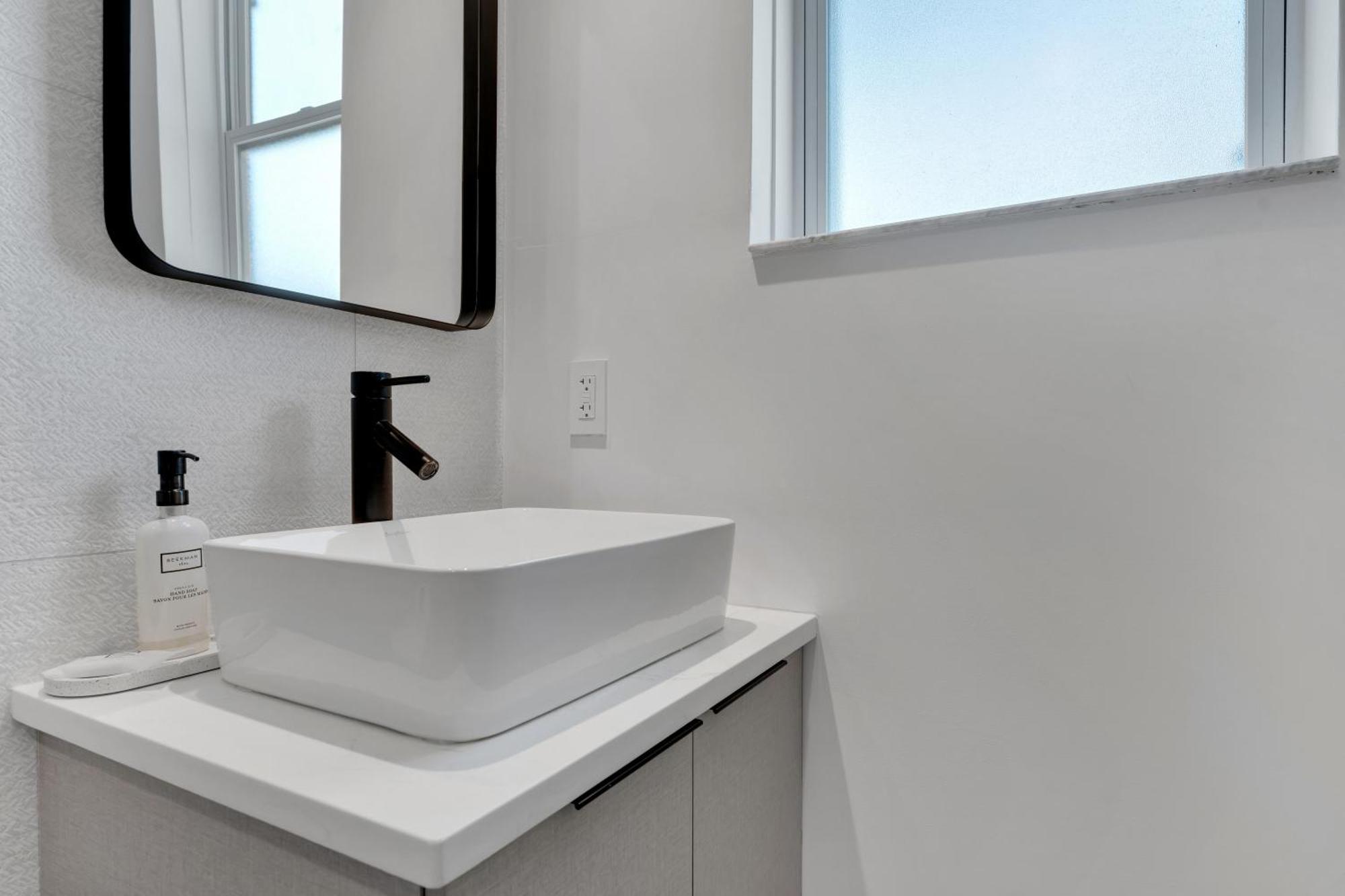 The St Laurent Guest Rooms Asbury Park Extérieur photo